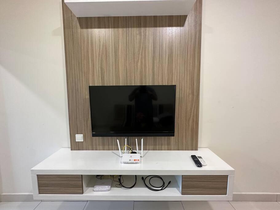 Arte Petfriendly 6pax Netflixytb Kuala Lumpur